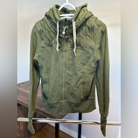 Lululemon Zip up Hoodie - Picture 1 of 3